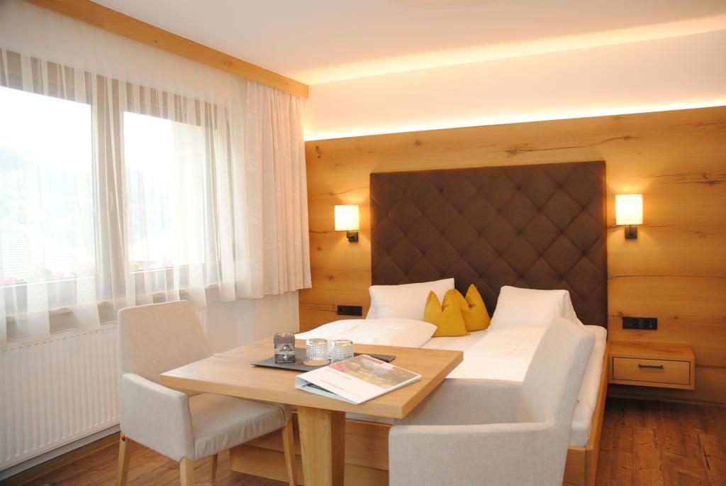 Gaestehaus Pirker Φίνκενμπεργκ Εξωτερικό φωτογραφία